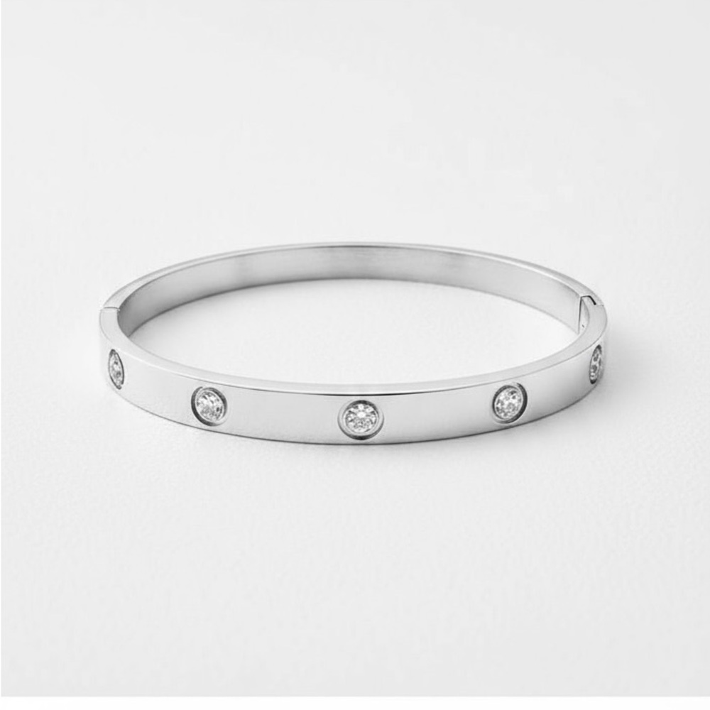 Jennifer Miller White Gold plated bracelet NIB